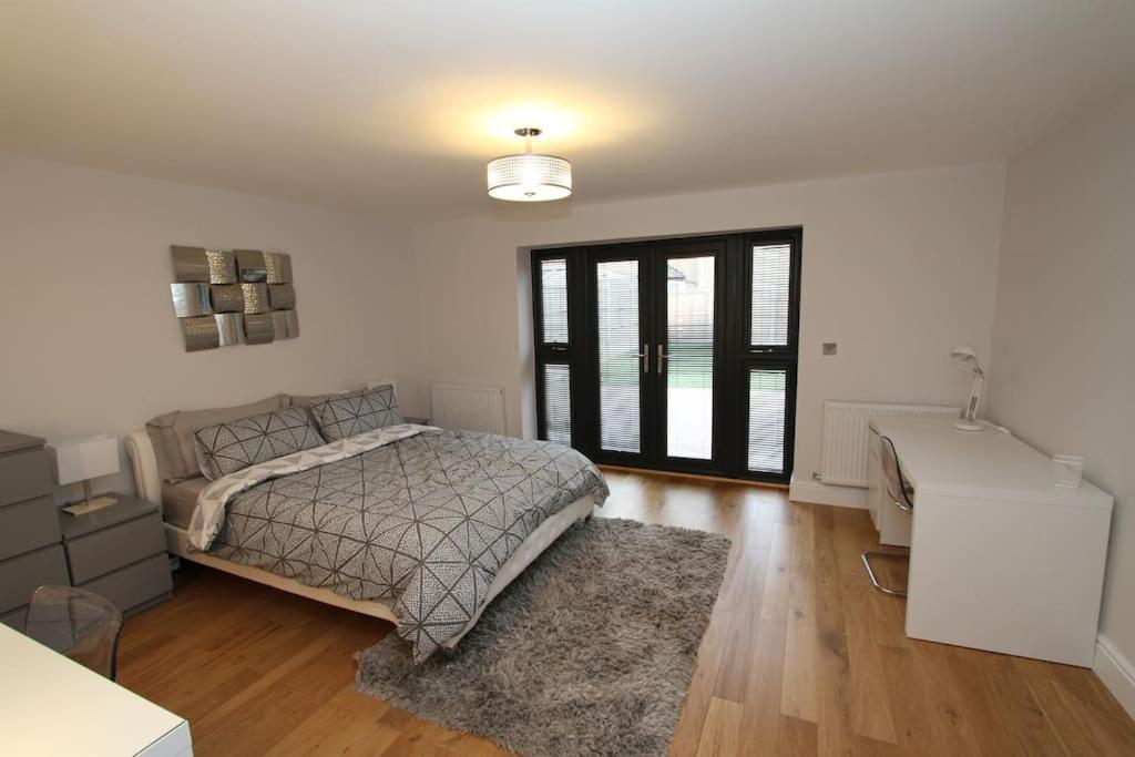 Lovely One Bed Apartment-Near All Transport-Village-Freeparking Londres Exterior foto